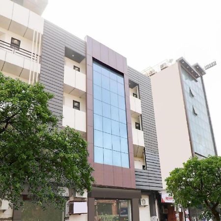 Hotel Red Snapper Couple Friendly At West Delhi Ню Делхи Екстериор снимка